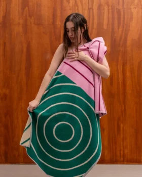 Serviette de bain petra grand format vert et rose